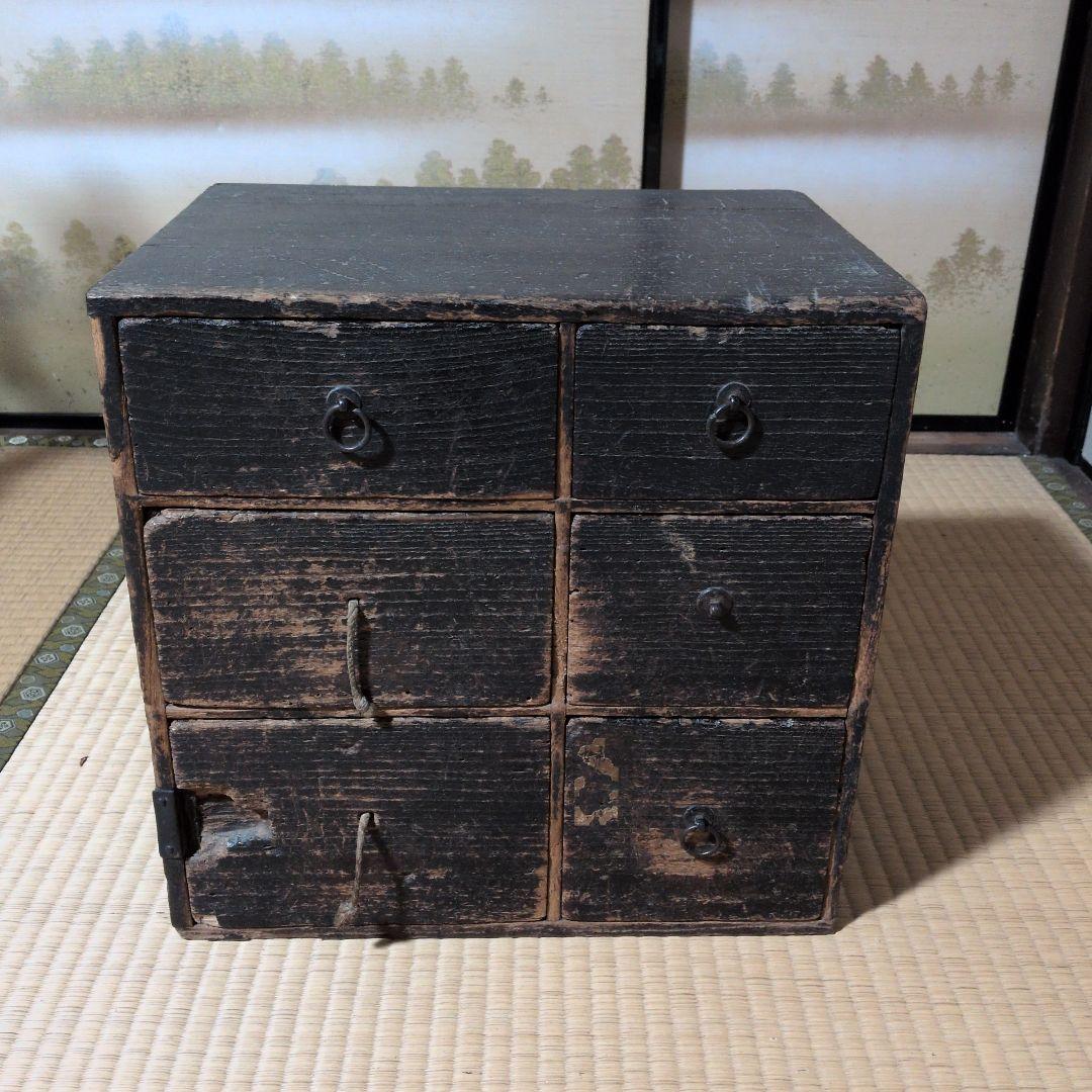 推定昭和初期　黒い木製6引き出しタンス