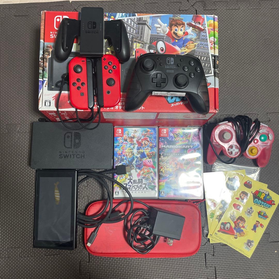 ニンテンドースイッチ　Switch 本体 マリオカート　スマッシュブラザーズ