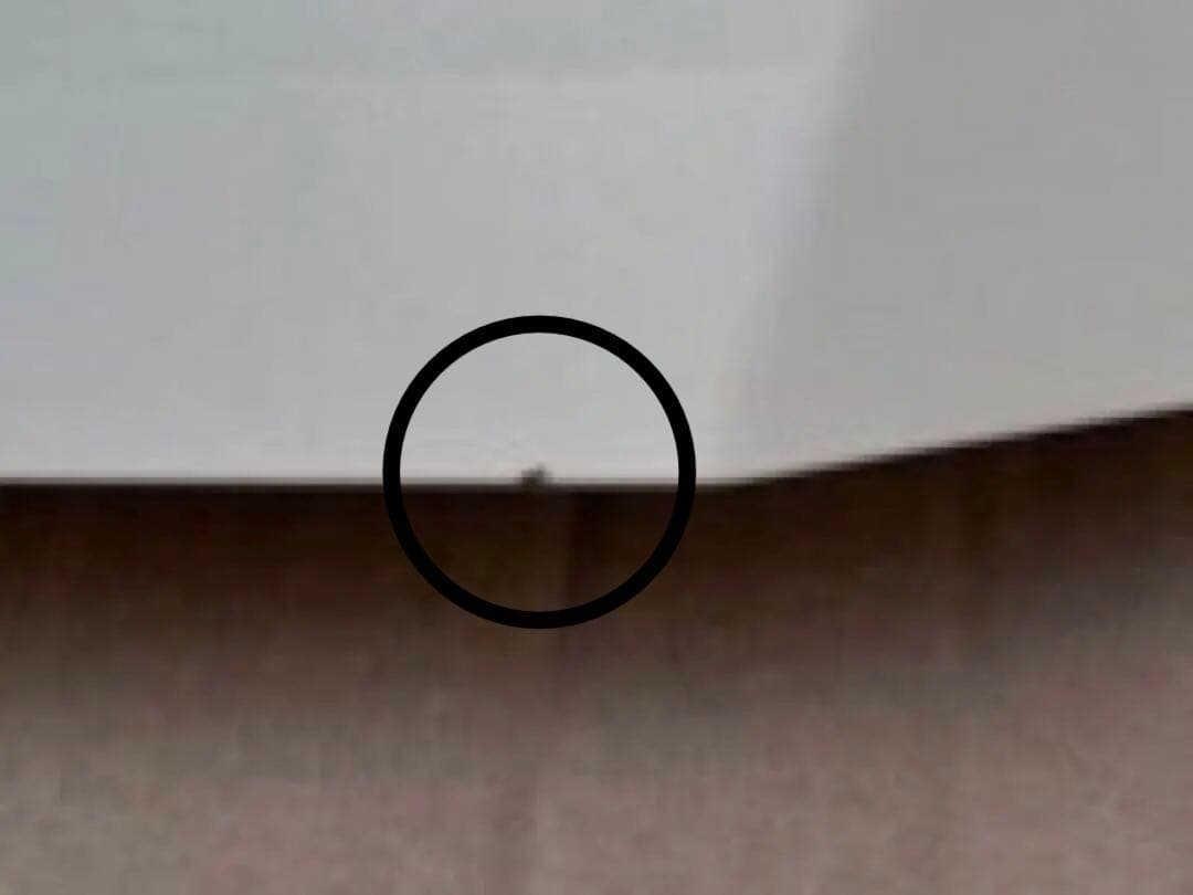 トヨタハイエース200系3型ワイド パールホワイトボンネット