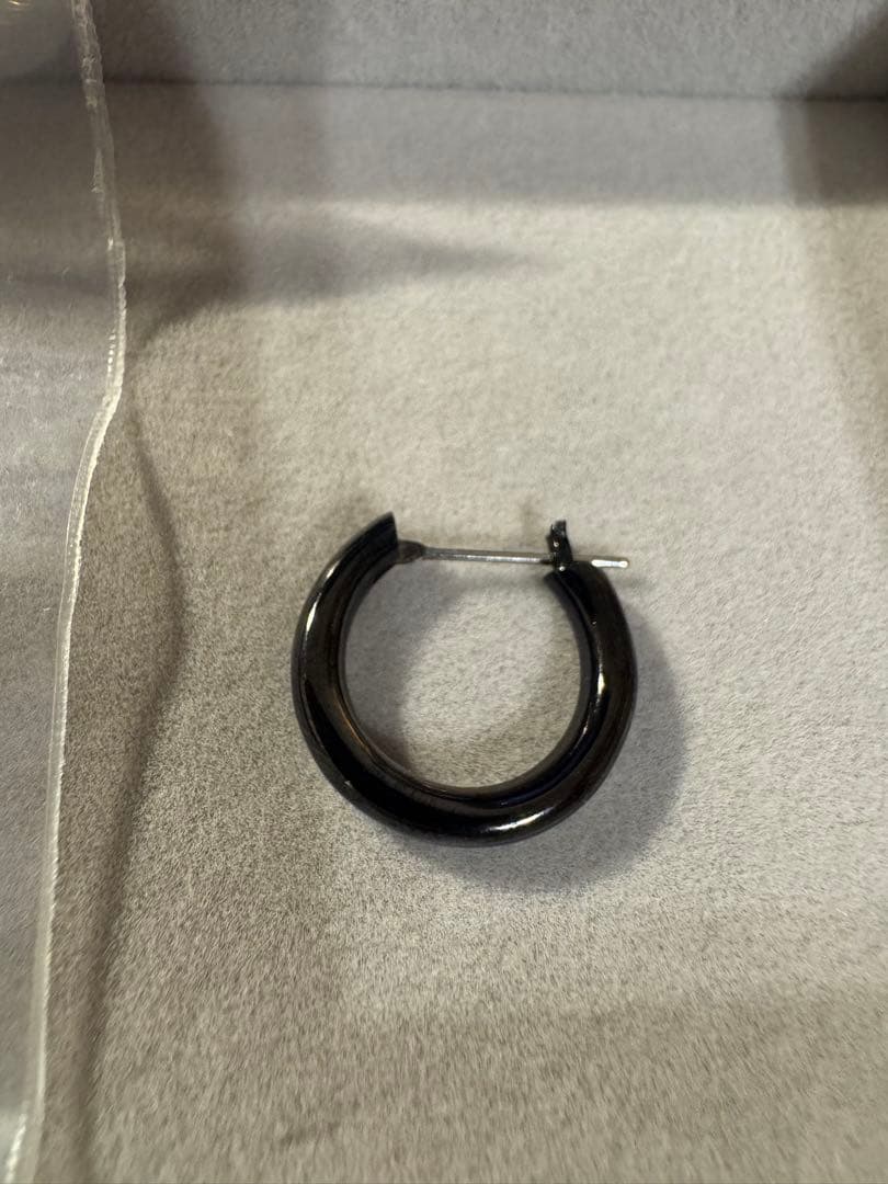 GARNI ブラック フープピアス 片耳用　エターナルピアス L