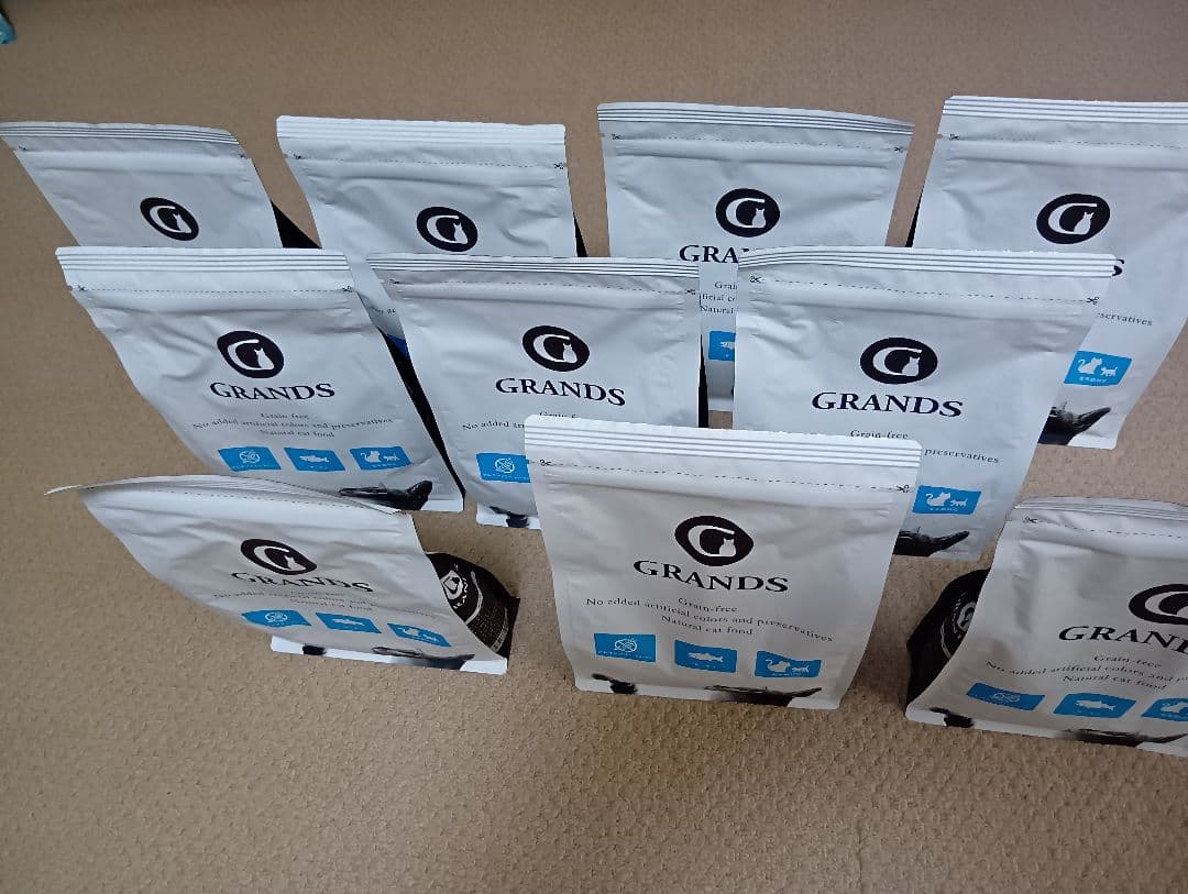 GRANDS グレインフリーキャットフード 500g×10