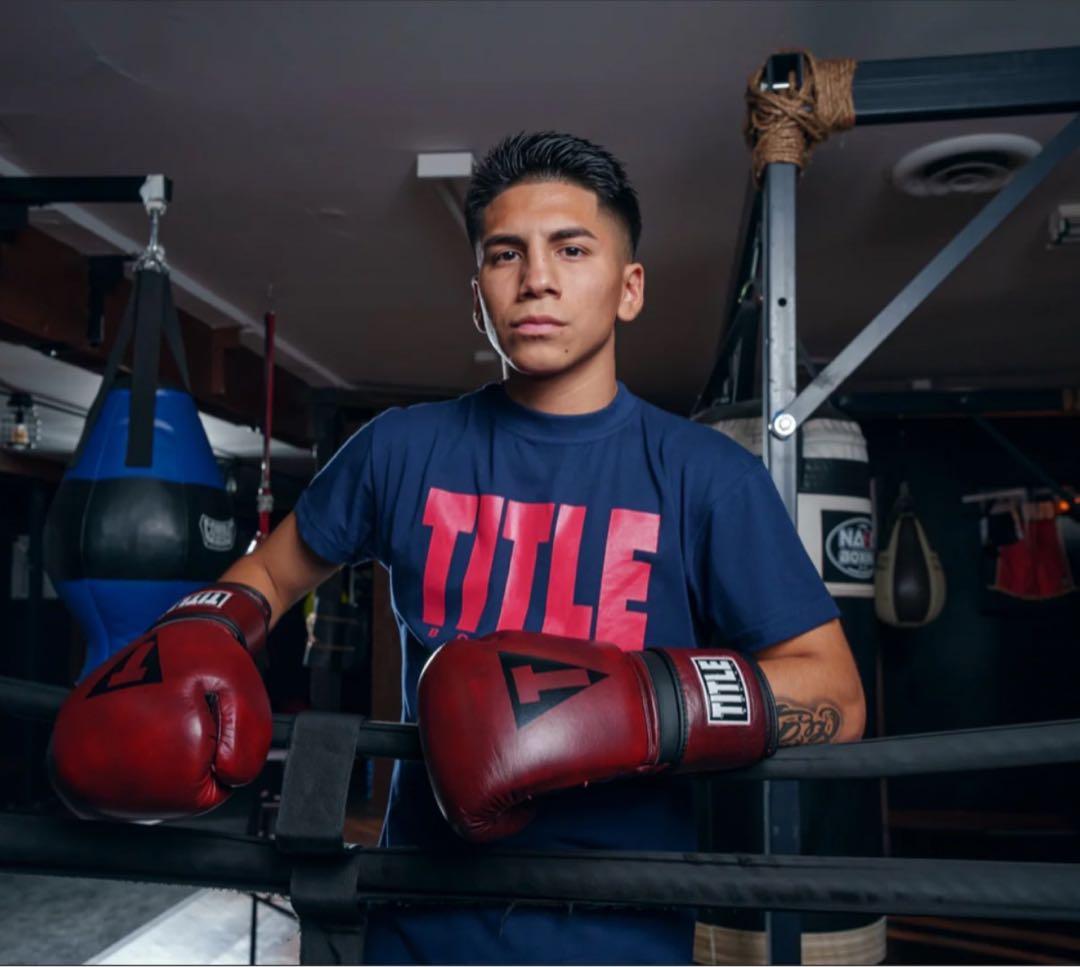 新品未使用 TITLE ボクシンググローブ 赤　12オンズ