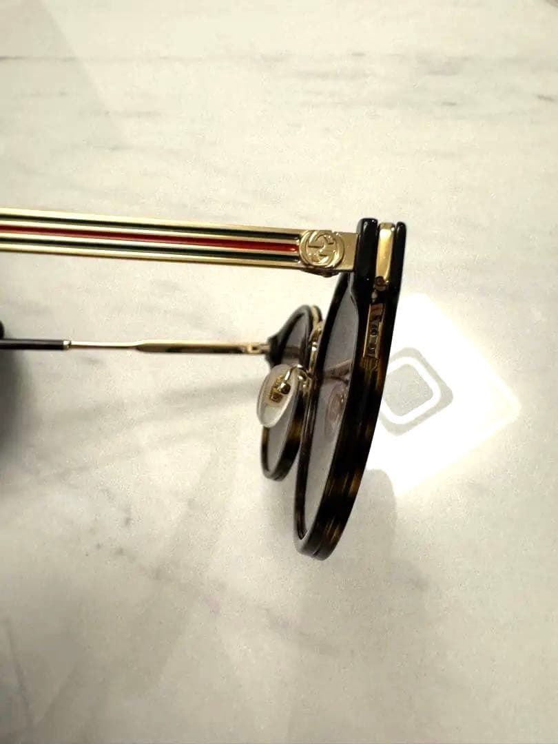 【送料込】Gucci ラウンド型サングラス GG0588SK 003