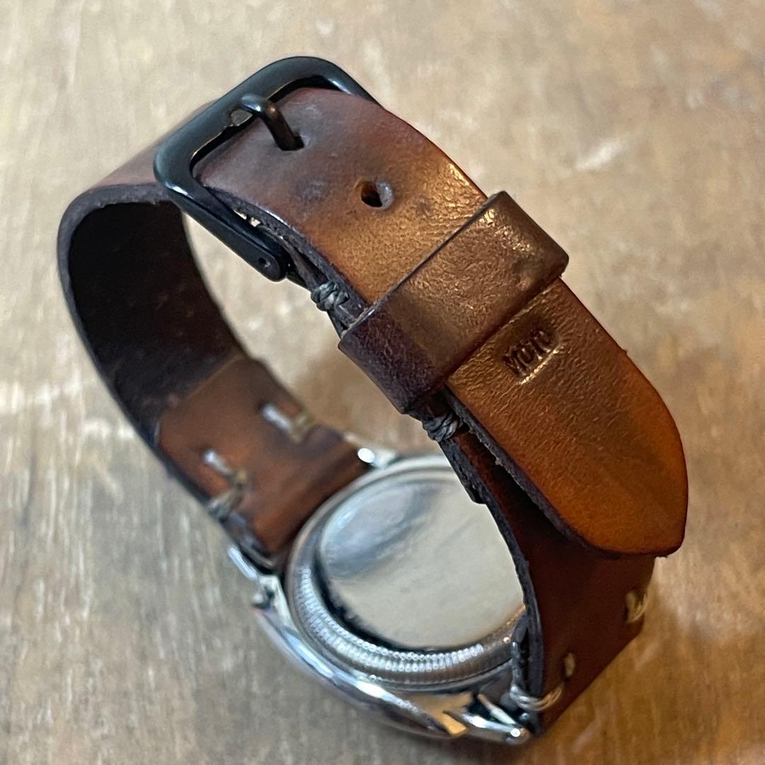 ヴァーグ ウォッチ coussin レザーmotoコラボ 希少文字盤 レディス