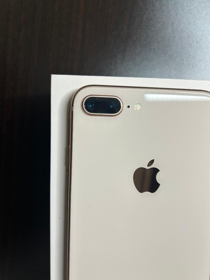 iPhone8 Plus 64GB ゴールド SIMフリー 海外版