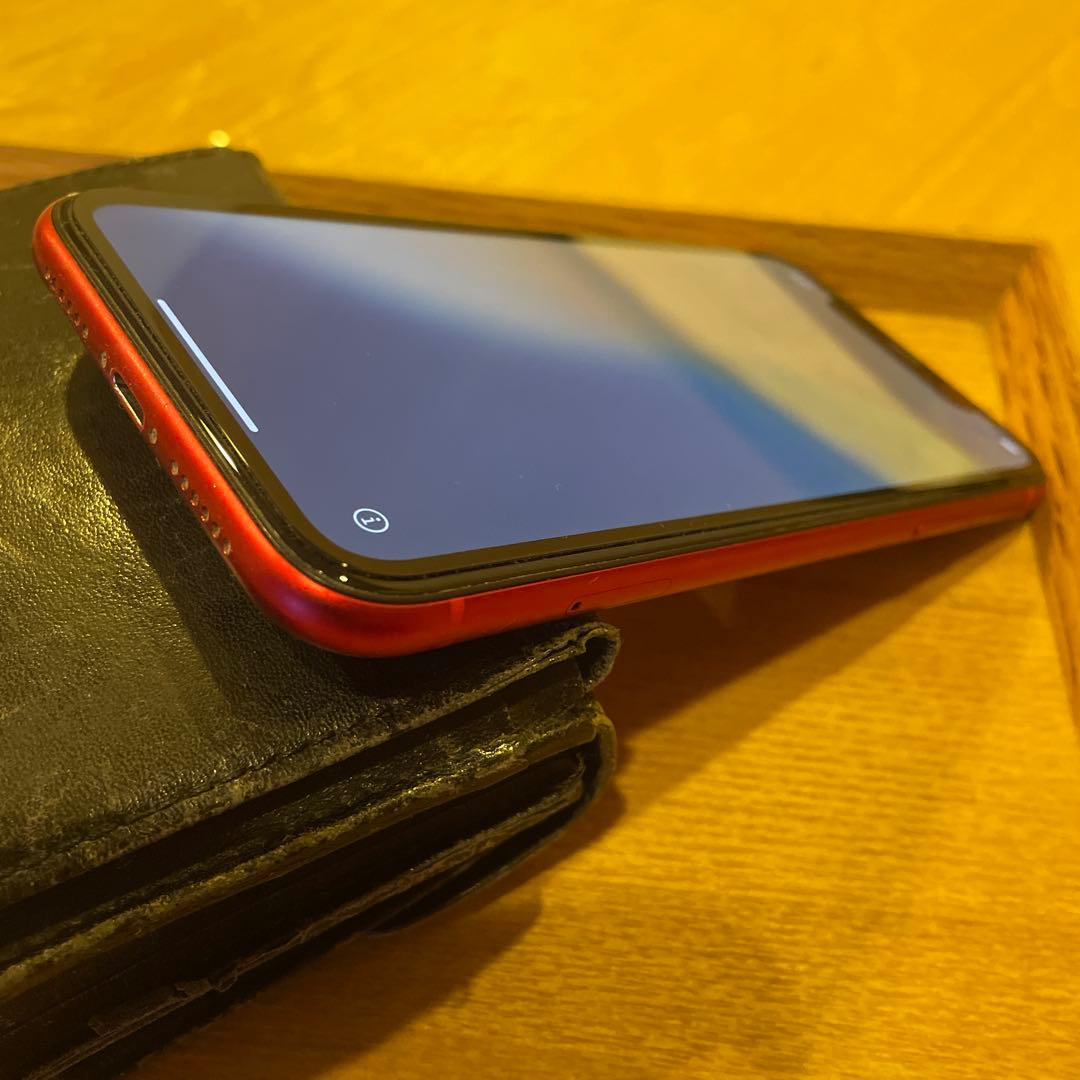Apple iPhone 11 (PRODUCT)RED 本体　64GB