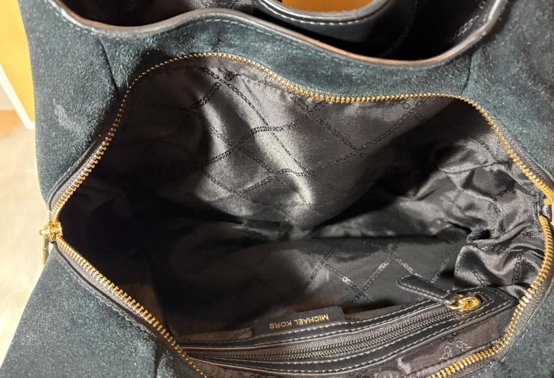 マイケルコース スエード ショルダーバッグ 黒 チェーン MKロゴ金具 肩掛け