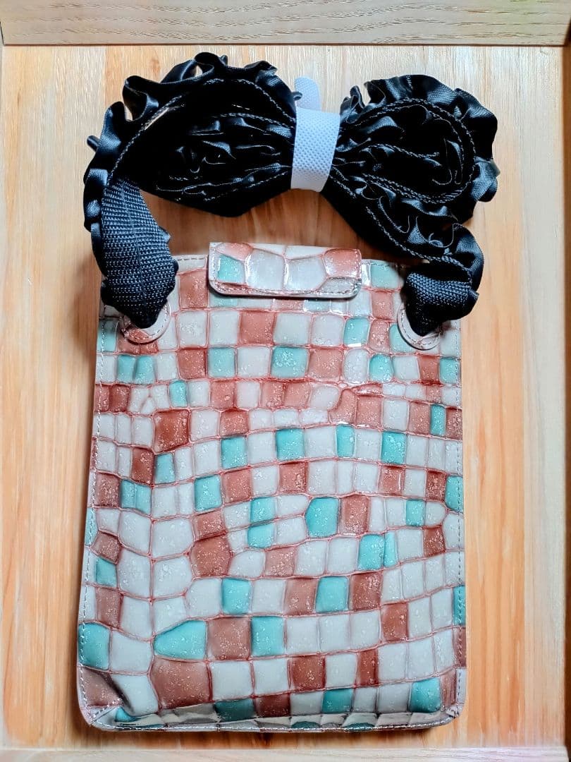 【セットで1000円お値引きします】アタオ　ペタンコショルダーバッグ