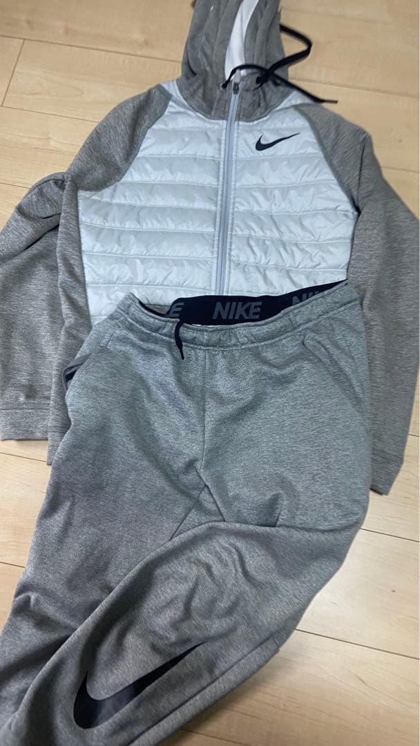 ウェア NIKE