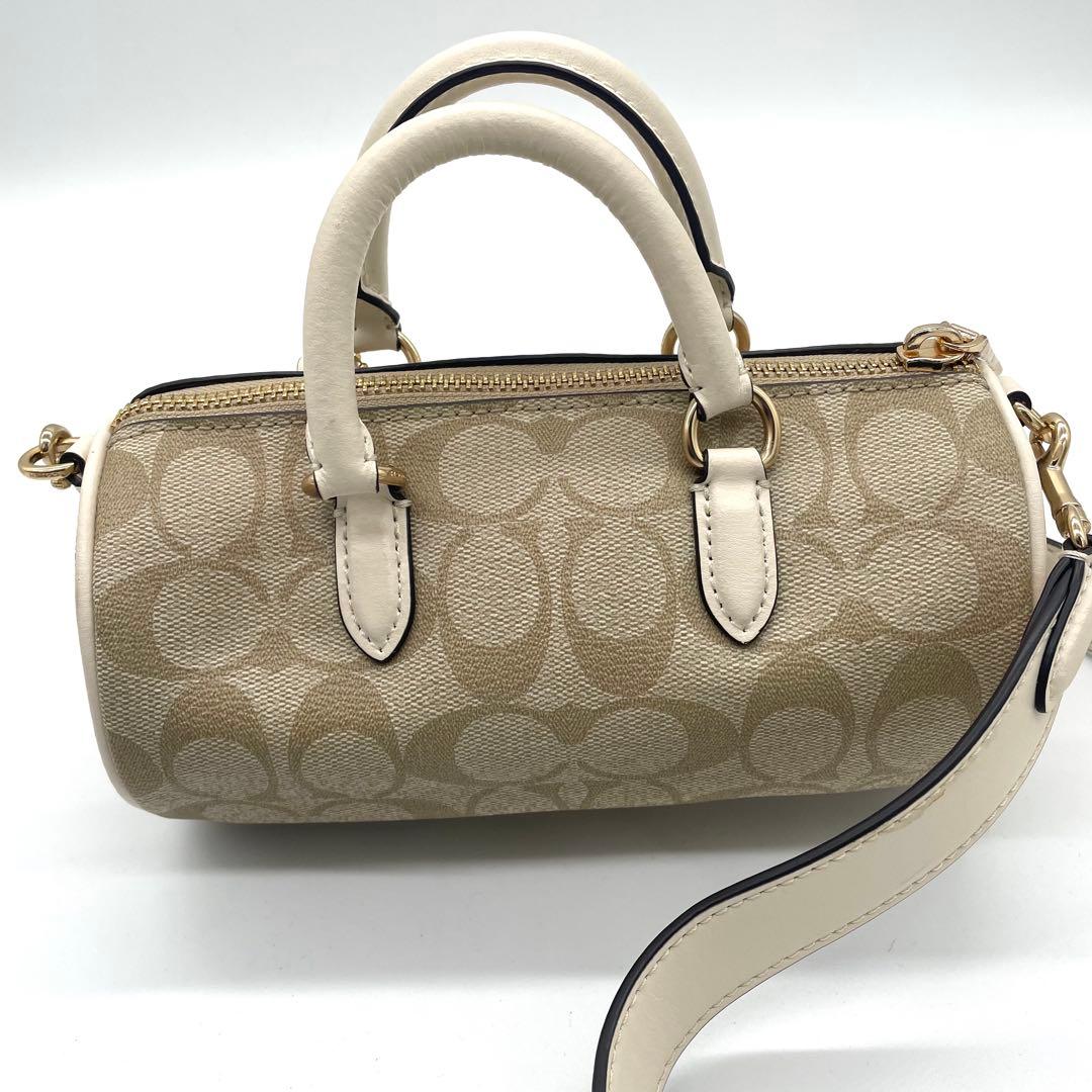 【未使用級】コーチ　2way バッグ　シグネチャー　PVC ホワイト　CK689