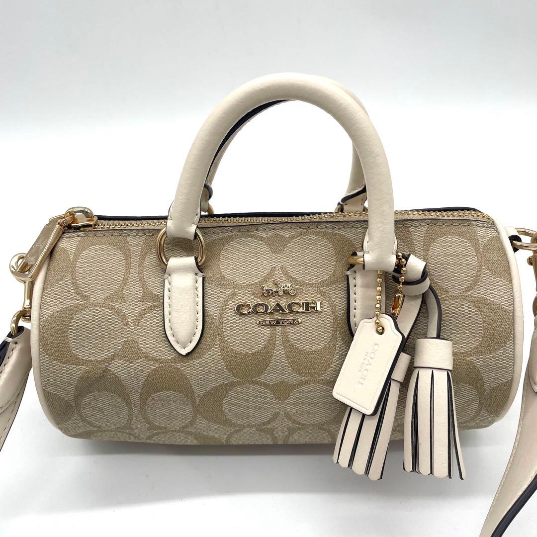 【未使用級】コーチ　2way バッグ　シグネチャー　PVC ホワイト　CK689