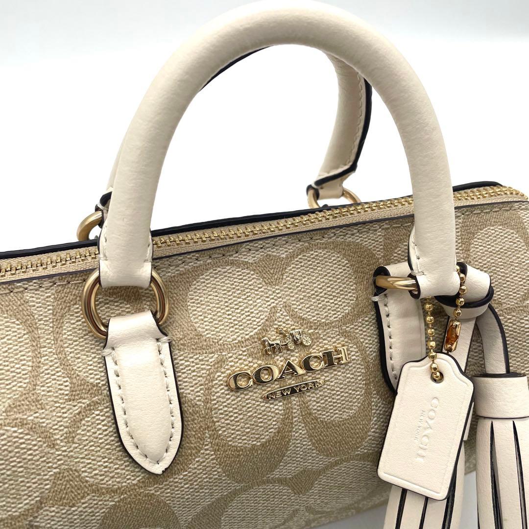 【未使用級】コーチ　2way バッグ　シグネチャー　PVC ホワイト　CK689