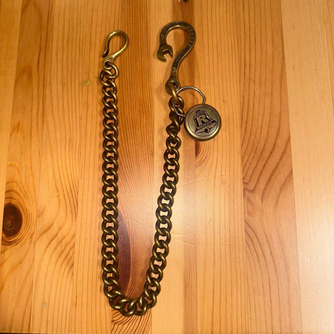ゴールド ウォレットチェーン Rロゴ付き