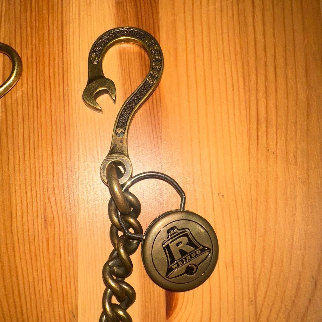 ゴールド ウォレットチェーン Rロゴ付き