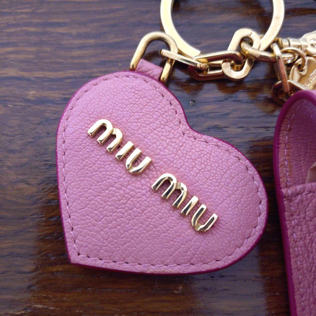 miumiu ミュウミュウ　リップケース　チャーム