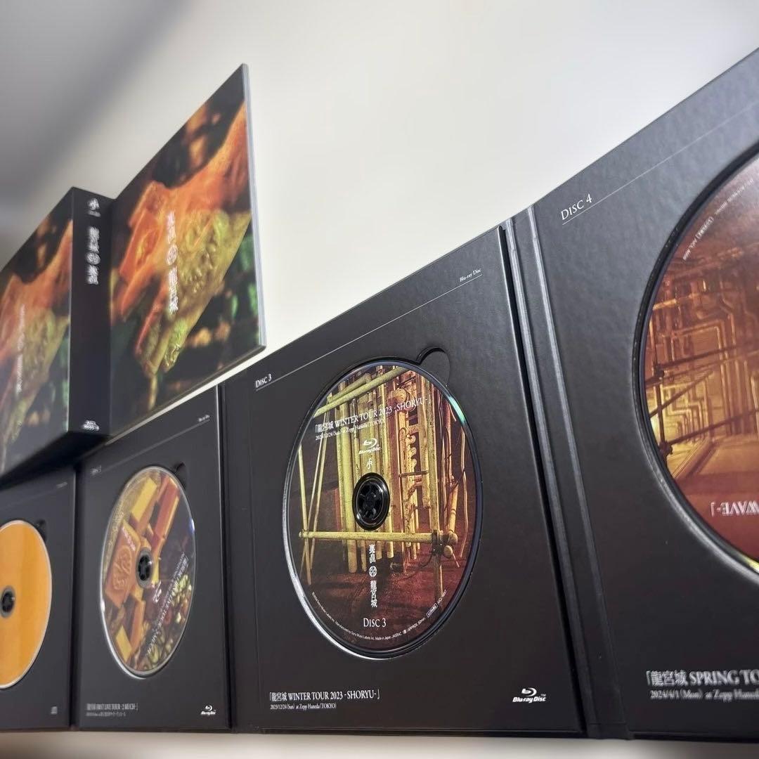 k*g様 裏島 (完全生産限定盤B CD＋3Blu-ray) 龍宮城