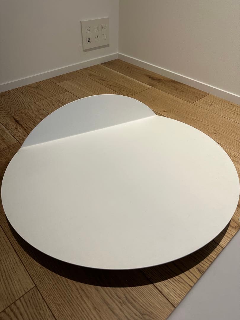 Yeh Wall Table Tall ヤーウォールテーブル トール（ホワイト）