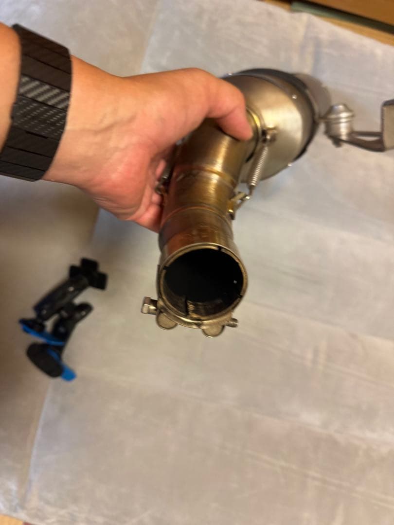 トライアンフ　スピードトリプル1050 SC Project マフラー