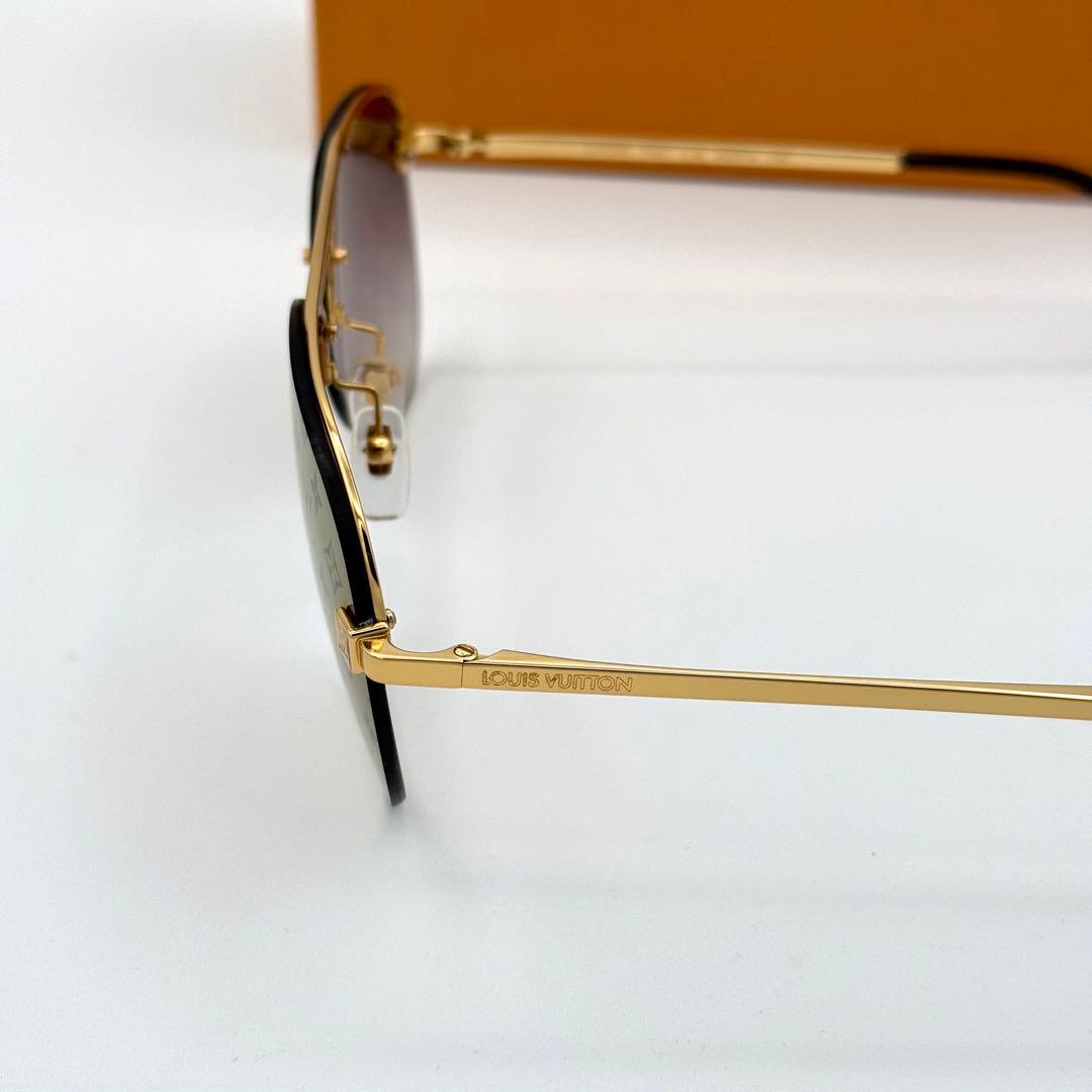 louis Vuittonルイヴィトン Z1020E サングラス 箱付き　メガネ