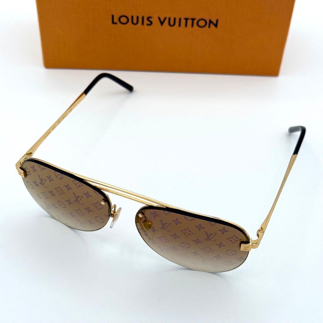 louis Vuittonルイヴィトン Z1020E サングラス 箱付き　メガネ