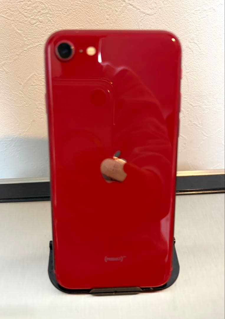 Apple iPhone SE (第3世代) 赤　RED
