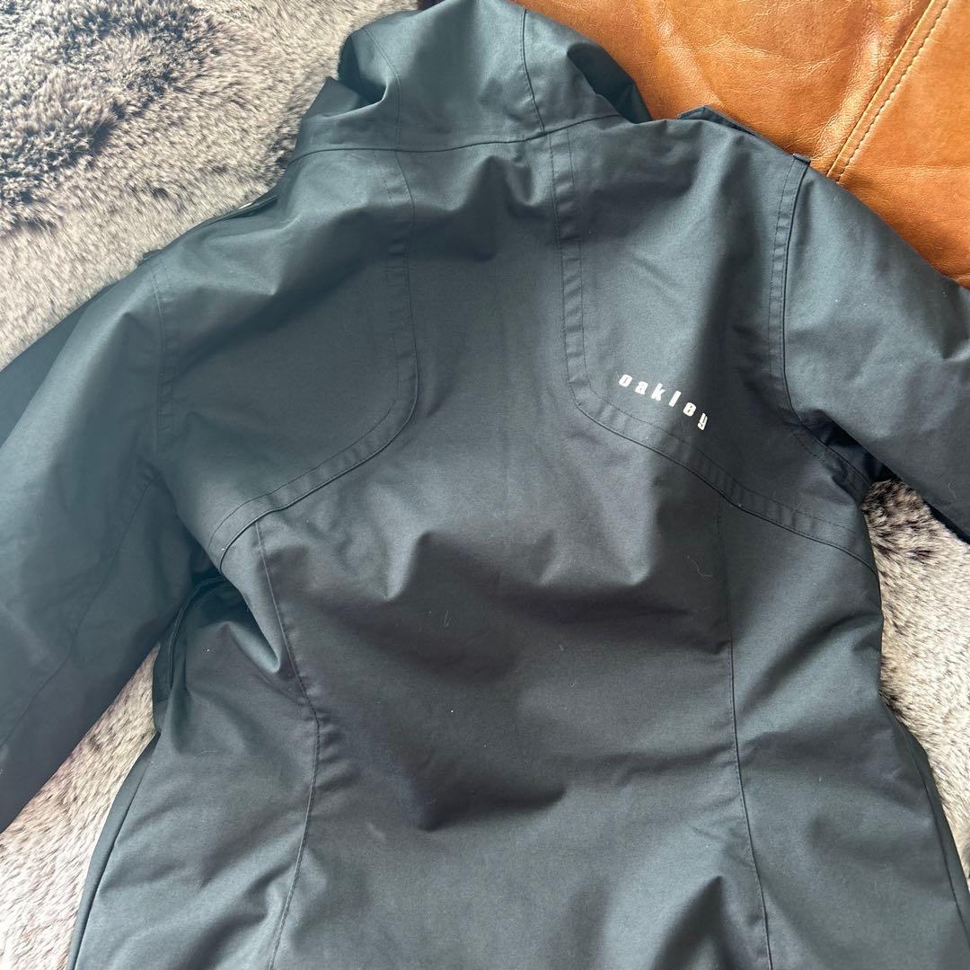 Oakley スノーボードジャケット　ブラック
