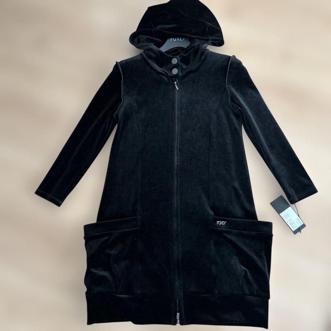 フォクシー ベロア ロング丈 フルジップ パーカー ロゴ エンブレム　黒38