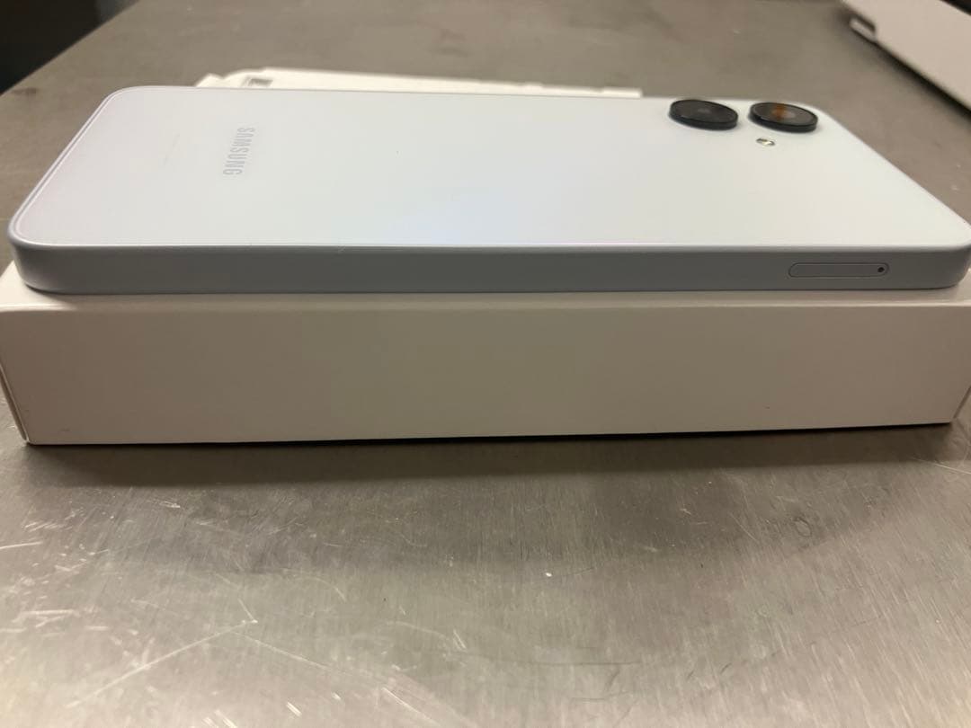 Galaxy A25 5G ライトブルー　64G