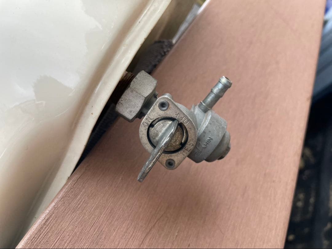 FTR223 タンク　HONDA