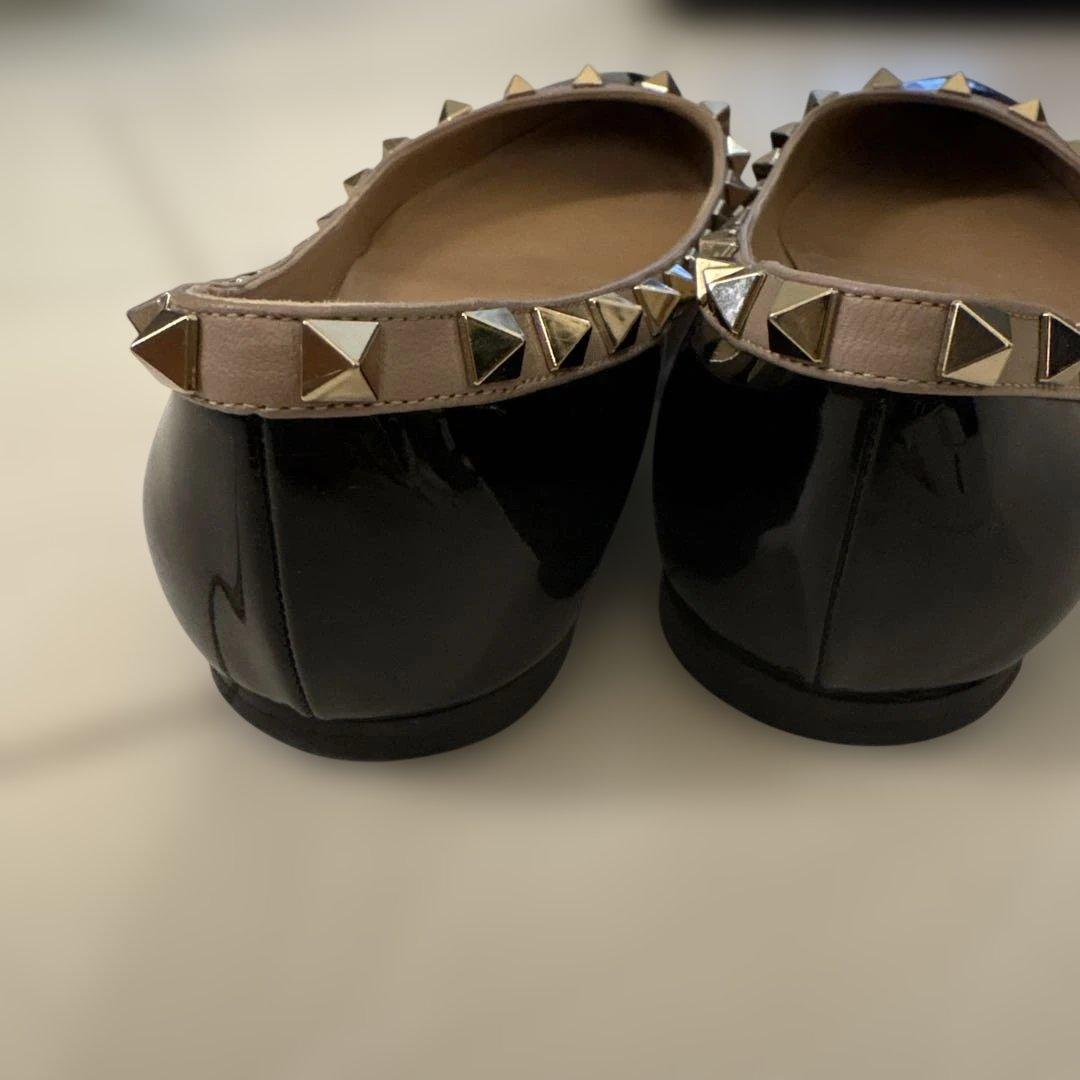 ヴァレンティノ VALENTINO スタッズ エナメルフラットシューズ 37