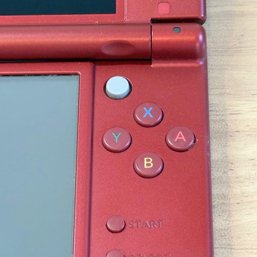 7-143【美品】Newニンテンドー3DS LL メタリックレッド 下IPS