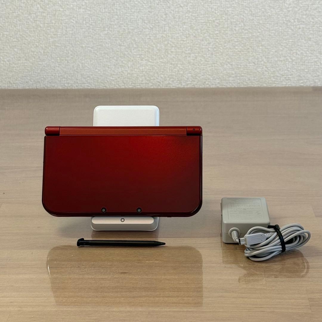 7-143【美品】Newニンテンドー3DS LL メタリックレッド 下IPS