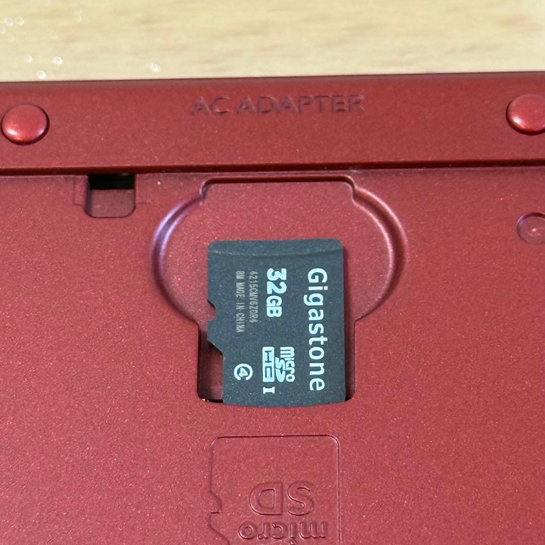 7-143【美品】Newニンテンドー3DS LL メタリックレッド 下IPS