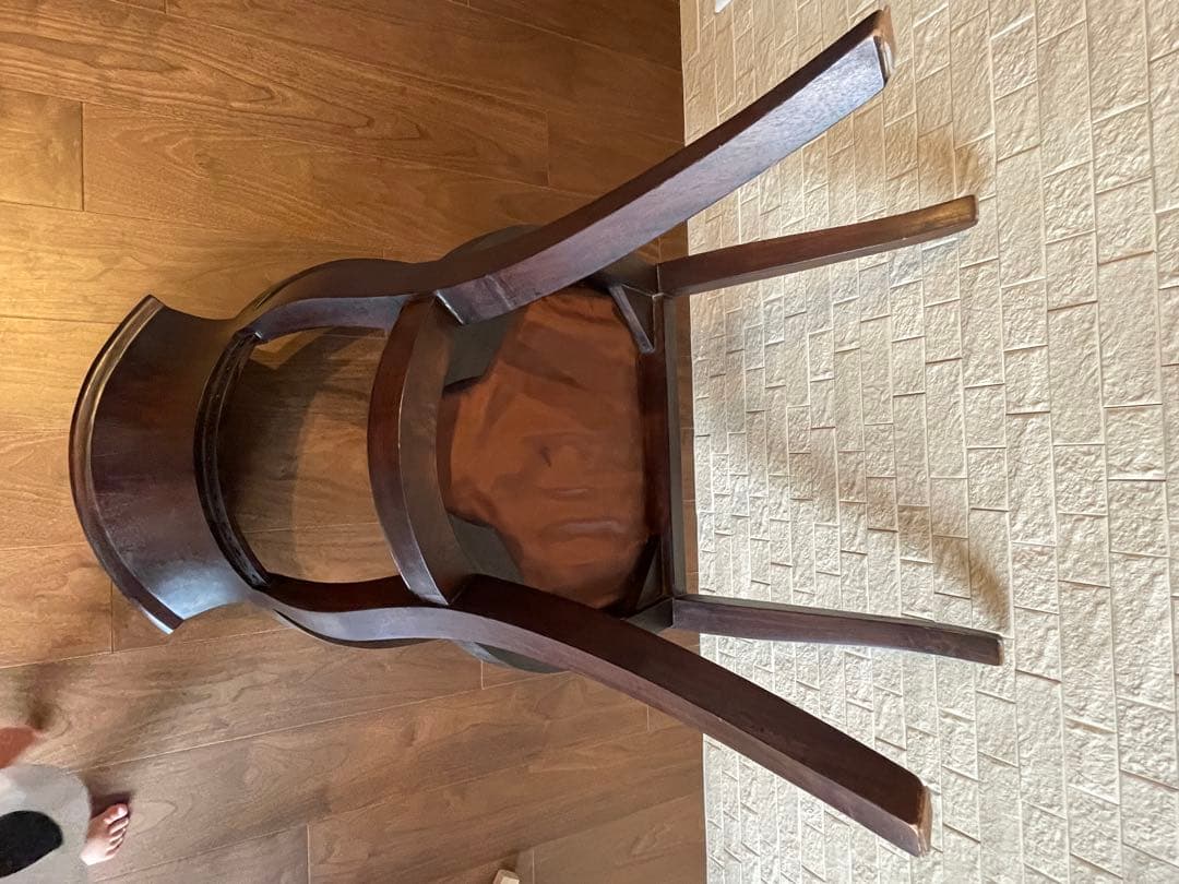 木製アームチェア レザー座面