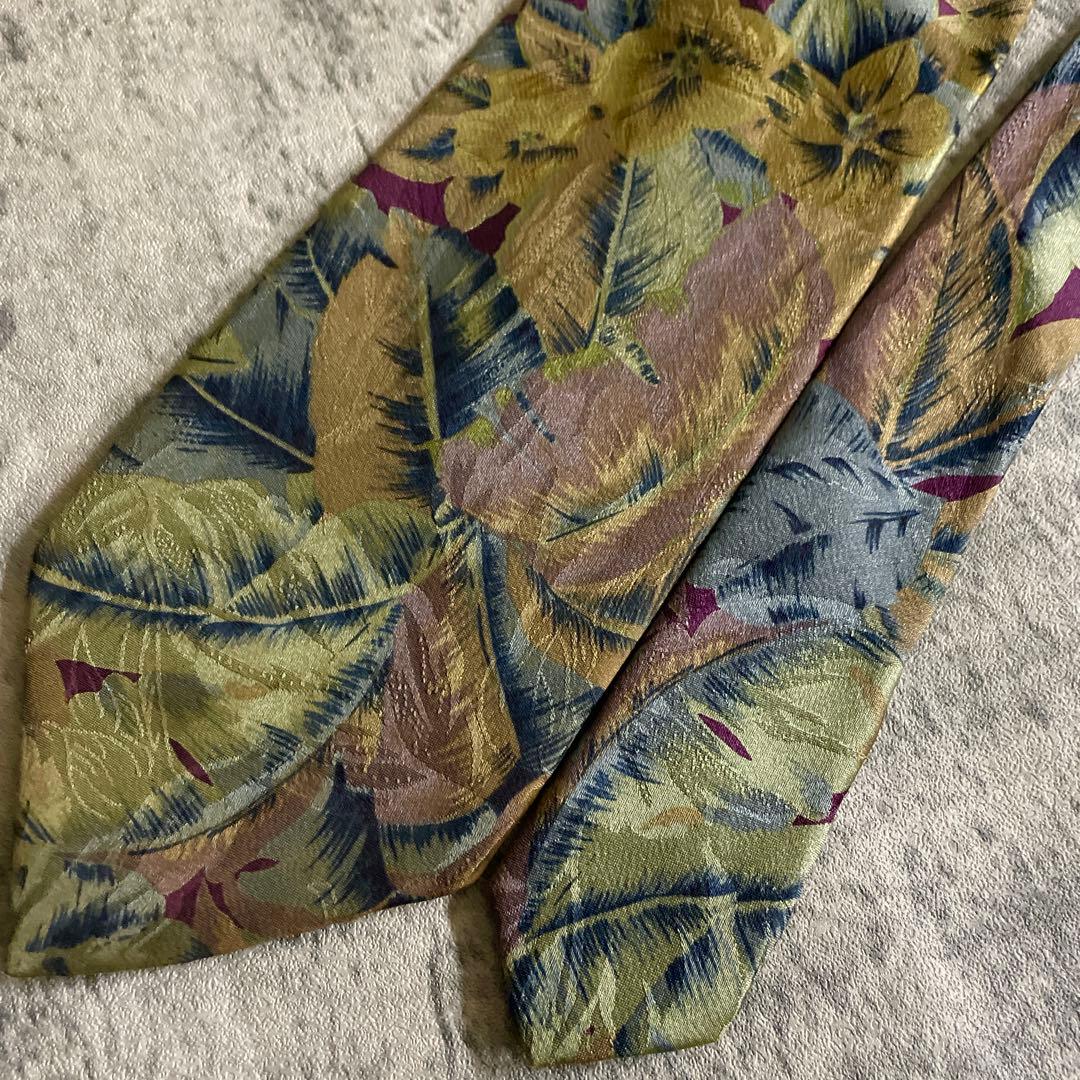 未使用 オッドベスト 濃紺 高級シングルスーツ BALENCIAGA ネクタイ