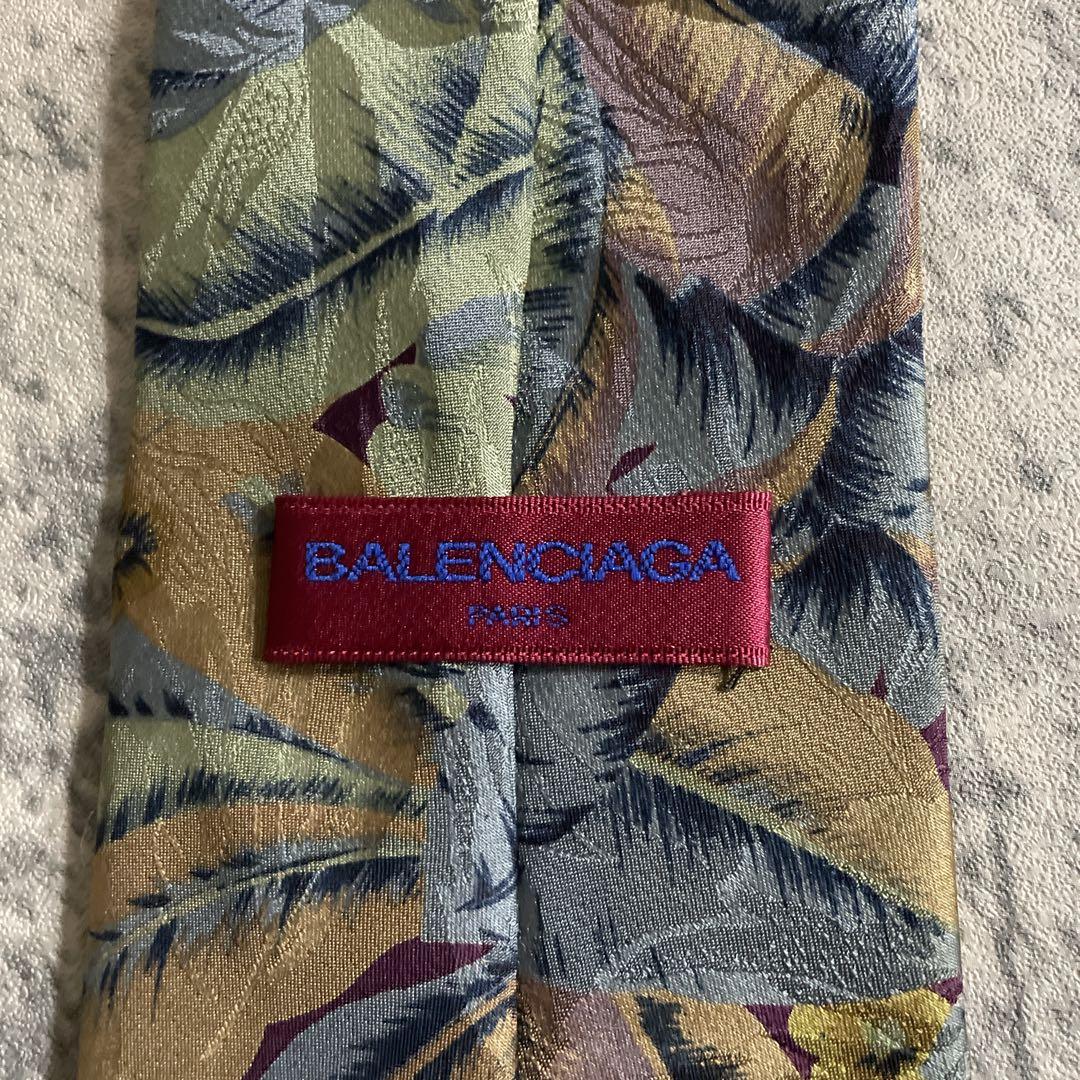 未使用 オッドベスト 濃紺 高級シングルスーツ BALENCIAGA ネクタイ