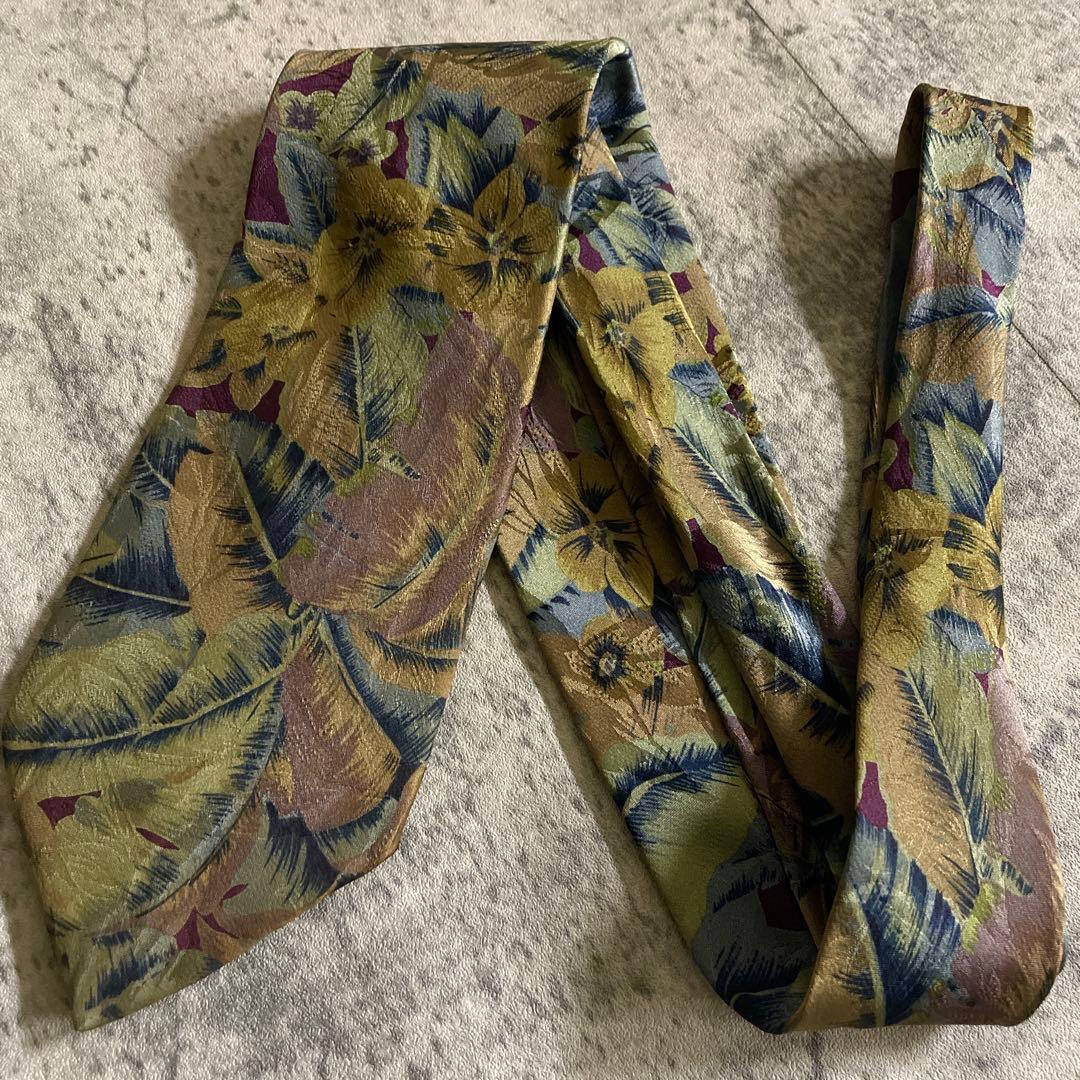 未使用 オッドベスト 濃紺 高級シングルスーツ BALENCIAGA ネクタイ