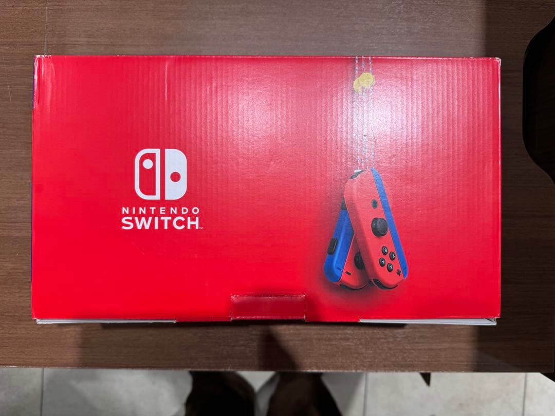 Nintendo Switch 本体　マリオレッドブルー