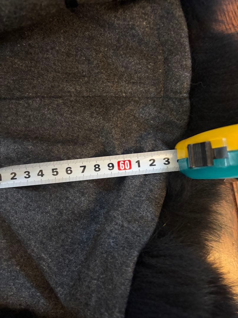 ポンチョ　黒　ブラック　フォックスファー　ファーポンチョ　コート　カシミヤ　羊毛