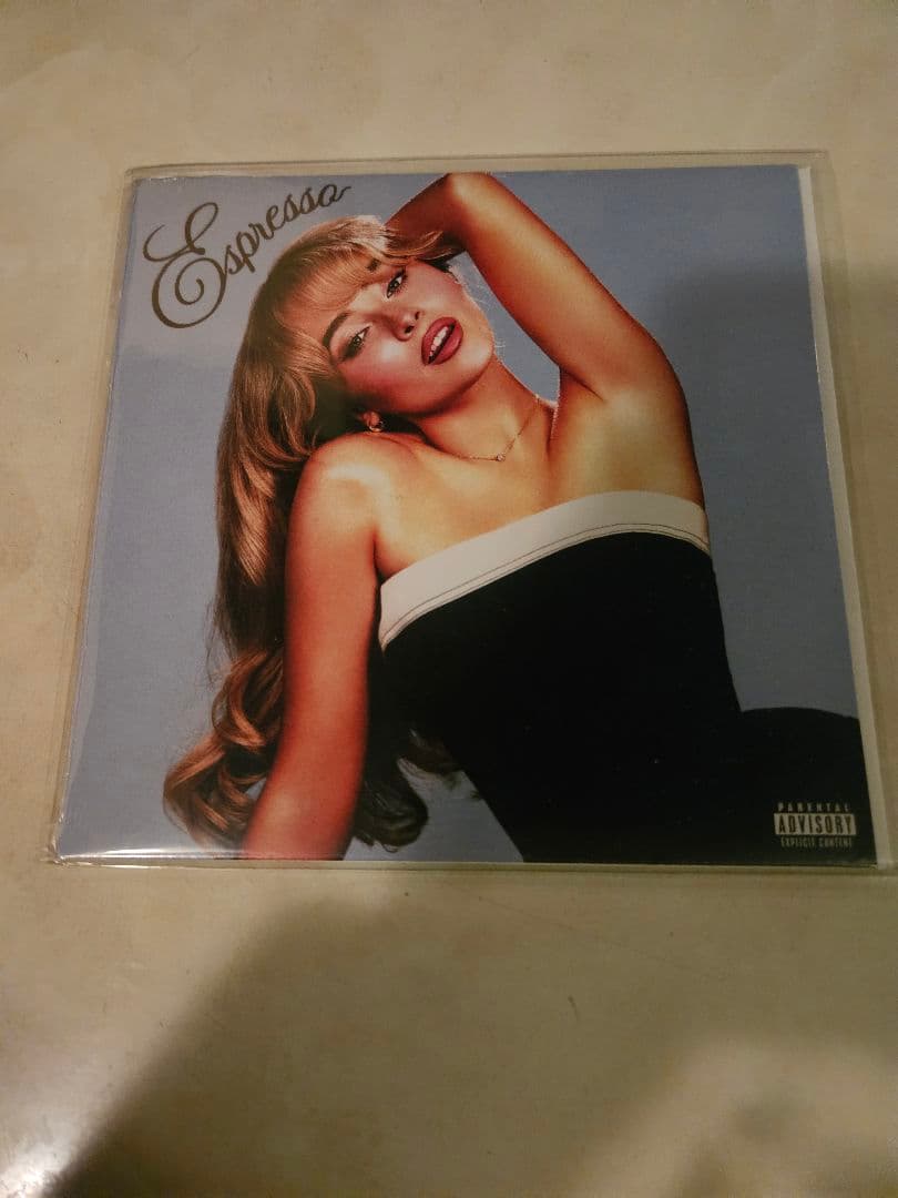 Sabrina Carpenter　ESPRESSO 7インチ