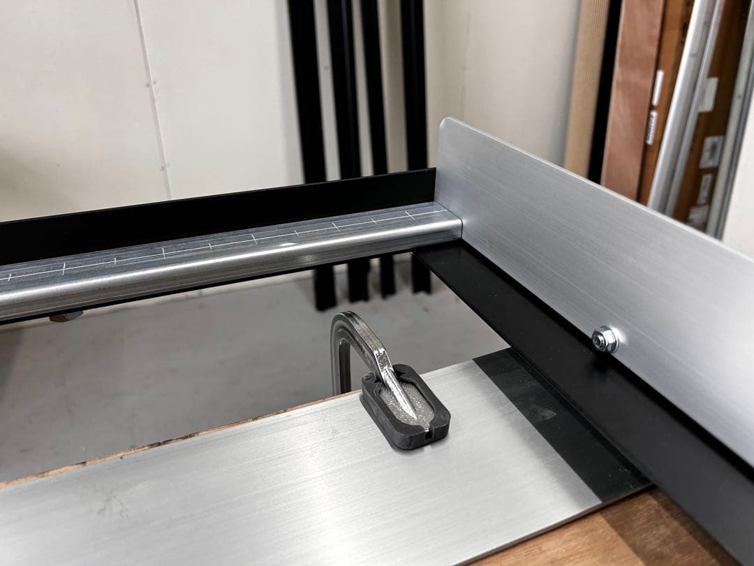 パー様ハイエーススライドフロア 150黒レール、サイドパネル、ポール