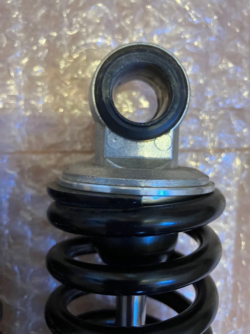 【匿名無料発送】CB400F サス