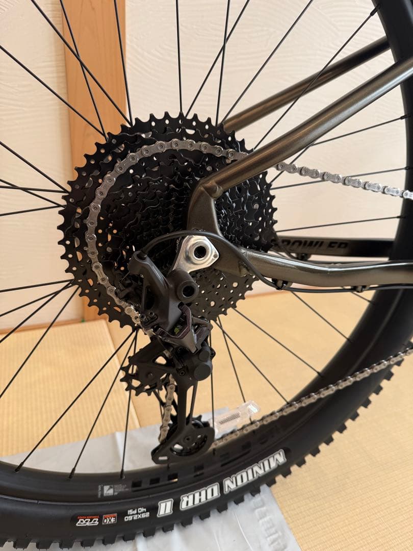 超美品【R7年12月納車　新品未使用】マウンテンバイク　ロッキーマウンテン　MD