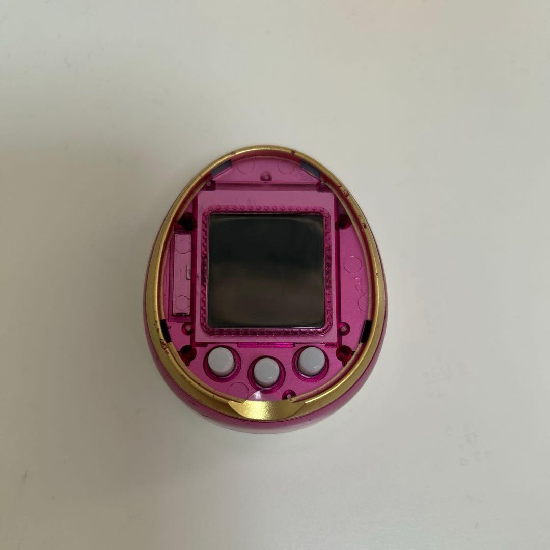 たまごっち4U ピンク/ホワイト