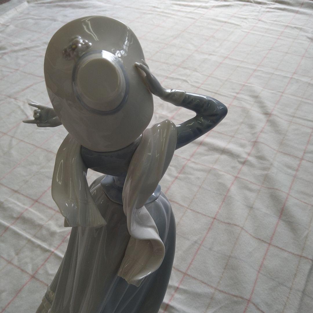 リヤドロ LLADRO 春のそよ風 西洋陶器人形 高さ 約35.5cm