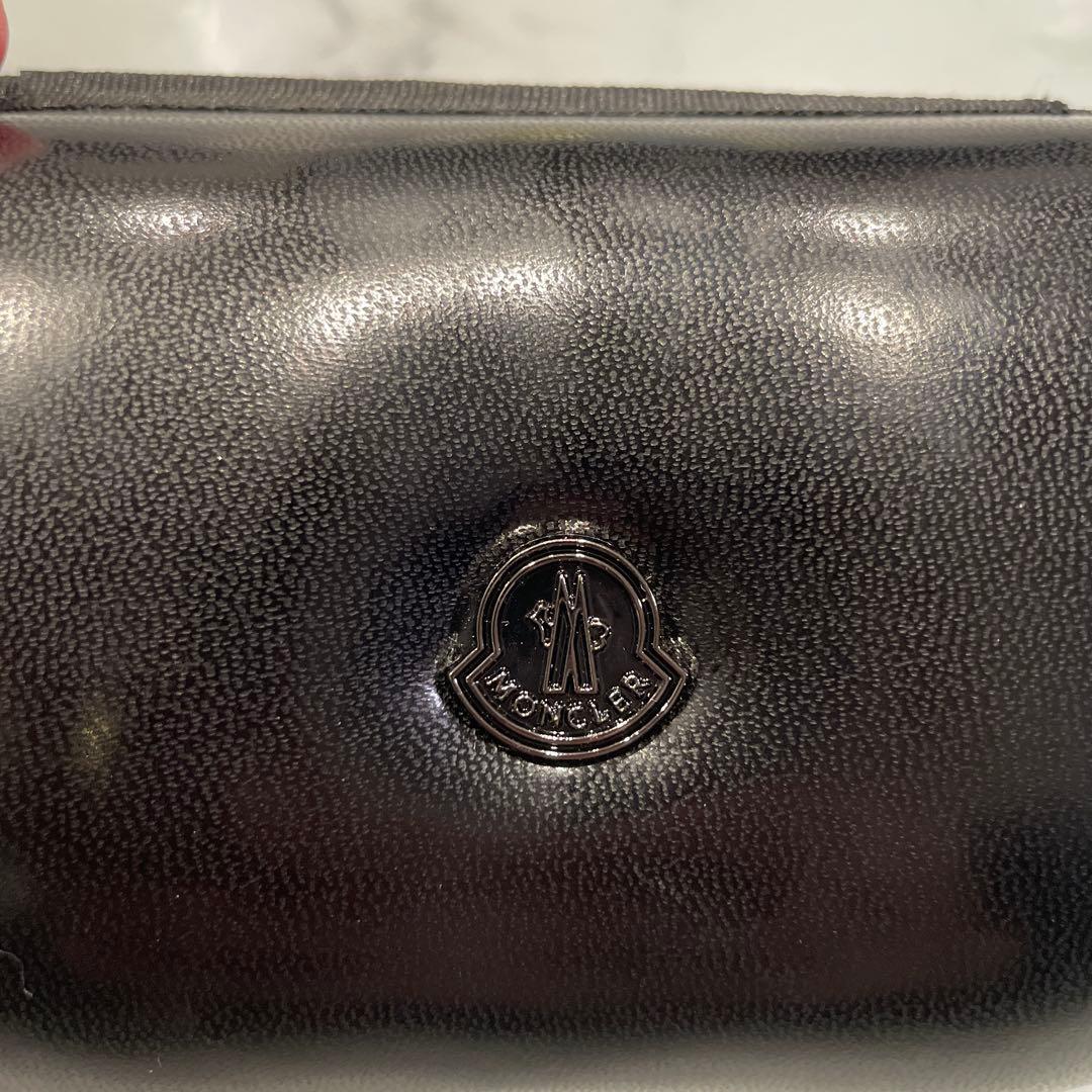 期間限定値下げ！ MONCLER ブラックフレーム サングラス