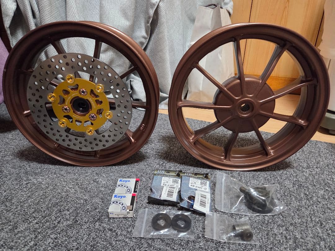 アドレスV125G 廃盤　RPM　12インチホイール