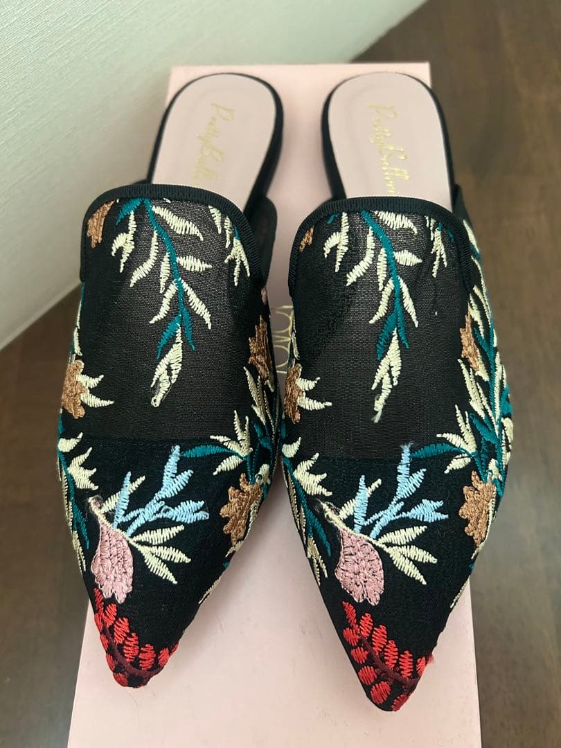 Pろ様　未使用　Pretty Ballerina ポインテッドトゥフラット