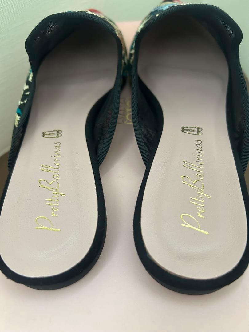 Pろ様　未使用　Pretty Ballerina ポインテッドトゥフラット