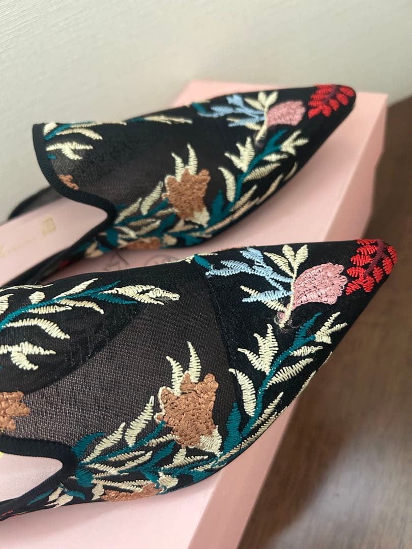 Pろ様　未使用　Pretty Ballerina ポインテッドトゥフラット